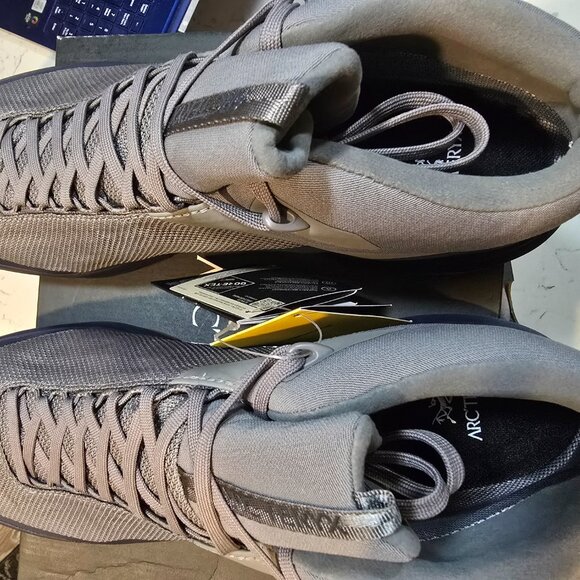 Arc'teryx Aerios MID GTX Boots Void/Sapphire X000006887 MENS SIZE 12 NEW - Picture 8 of 16